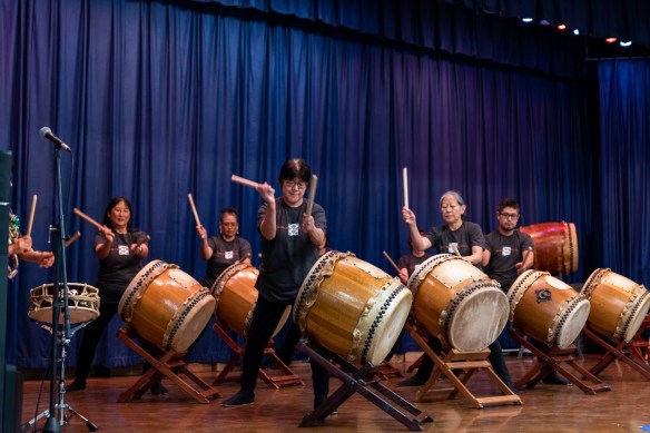 Taiga Kyomoto dan anak-anak tunarungu berlatih drum line untuk 24-Hour TV
